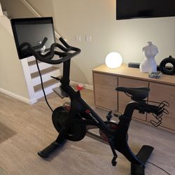 Peloton bike (3rd Generation)