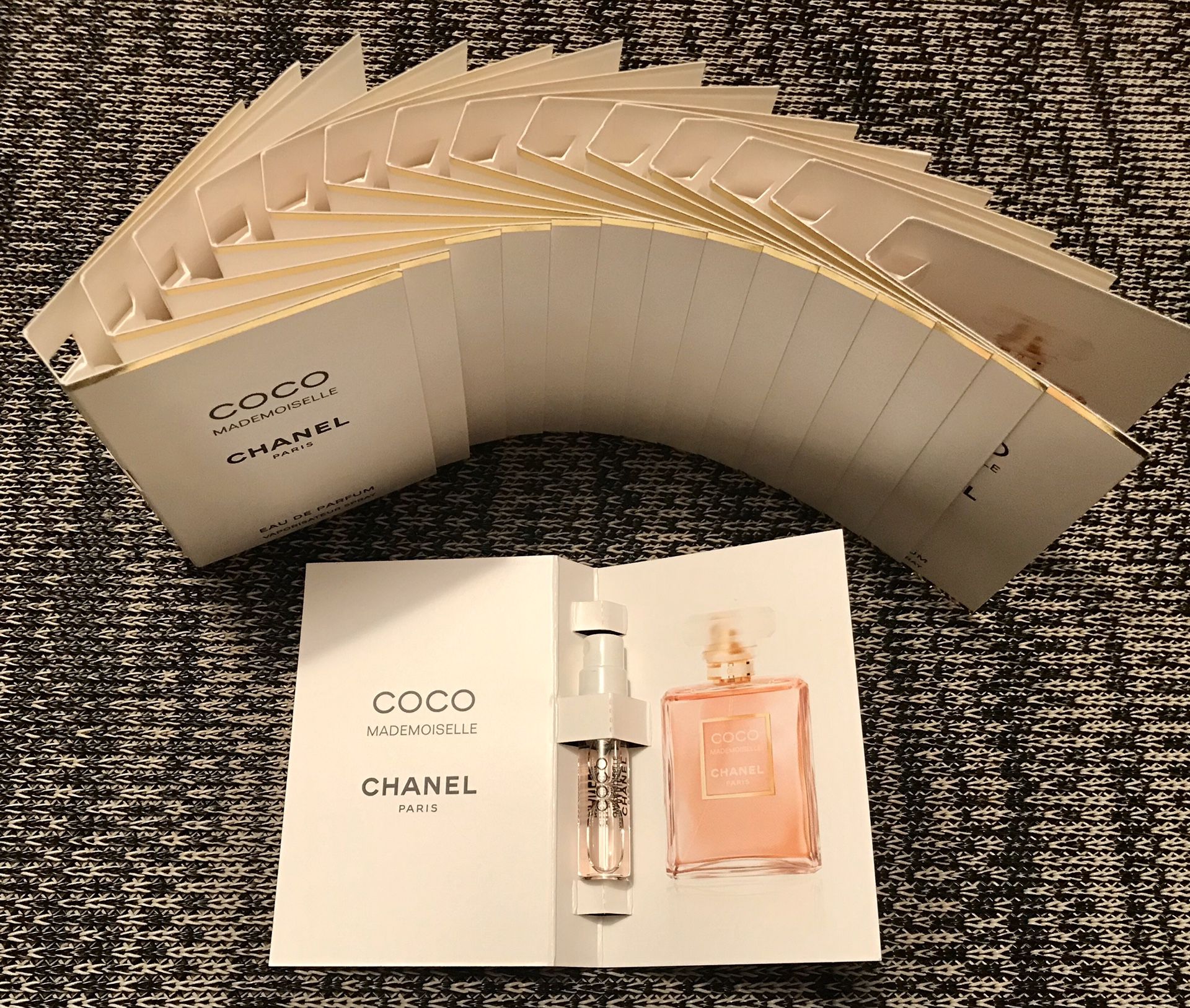 Chanel - COCO Mademoiselle sample set