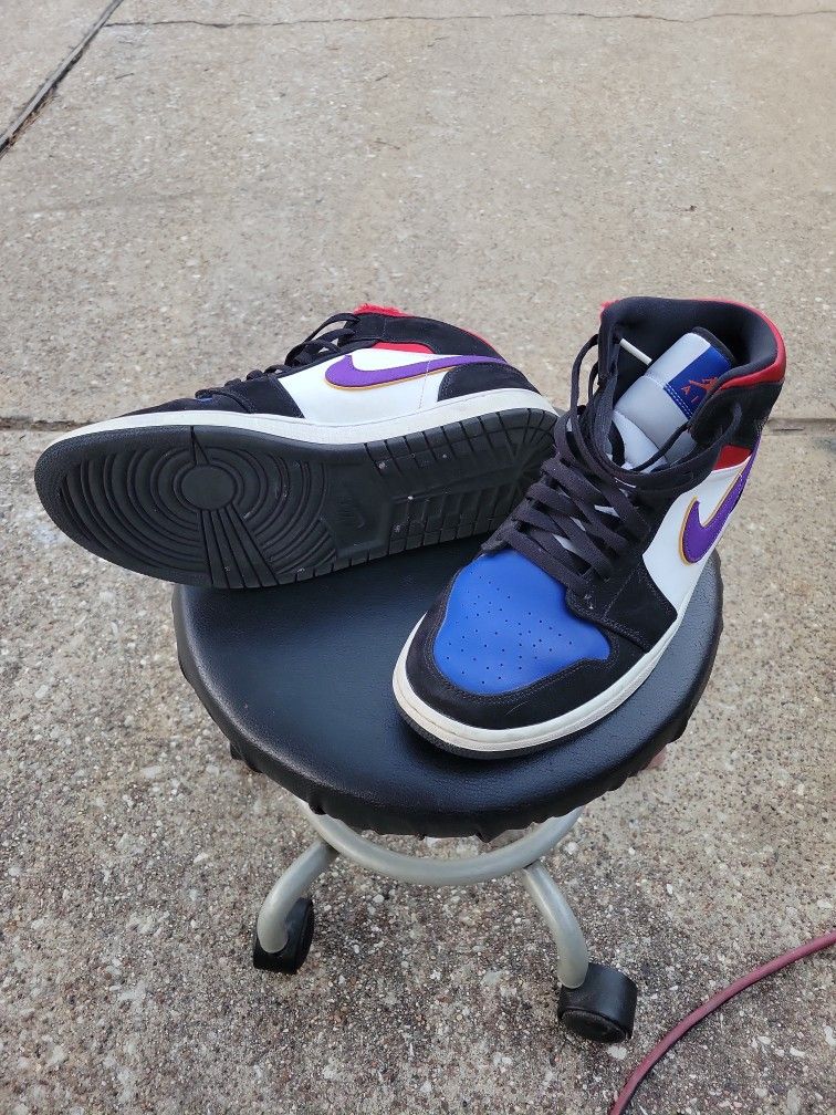 Nike Jordan 1 Mid Rivals, Size12