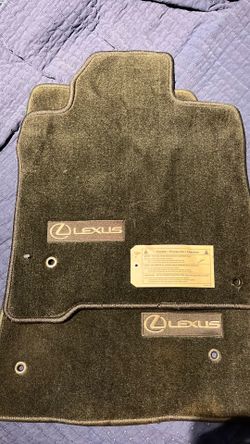 Car floor mats
