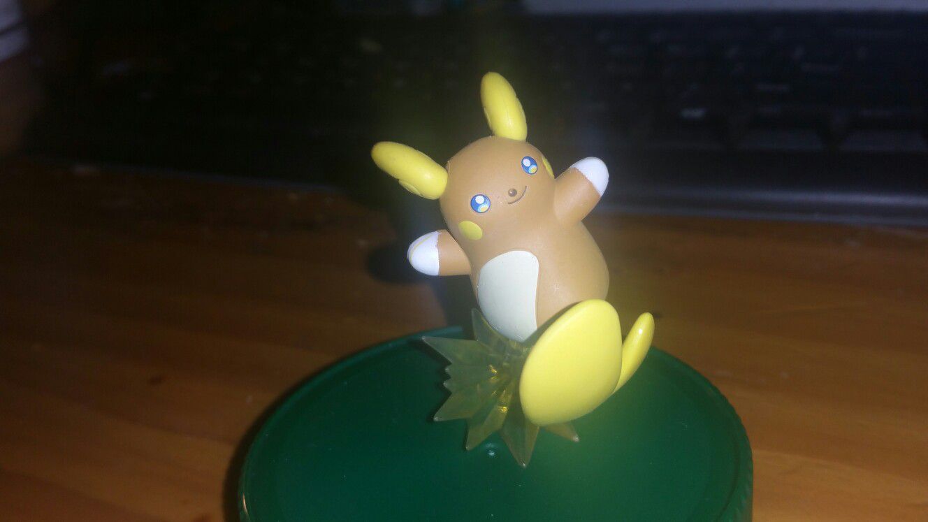 Pokemon Alolan Raichu Collectible Figure
