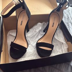 Fashion Nova Heels Size 7 