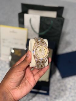 ✨💎 BUSTDOWN GOLD MOISSANITE WATCH💎✨
