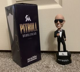 Pitbull Miami Marlins 2018 bobble head. Mr. 305