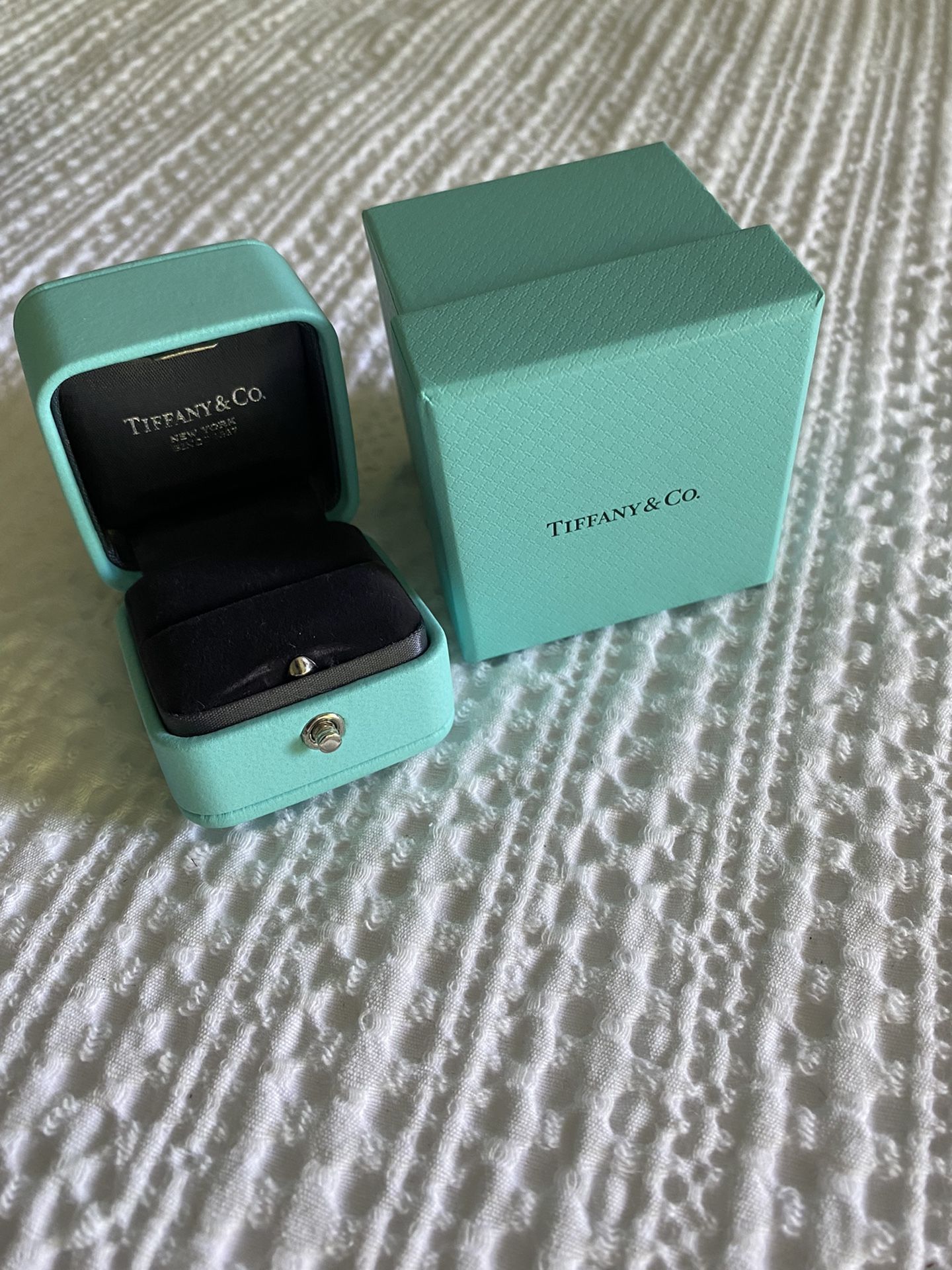 Tiffany Ring Box