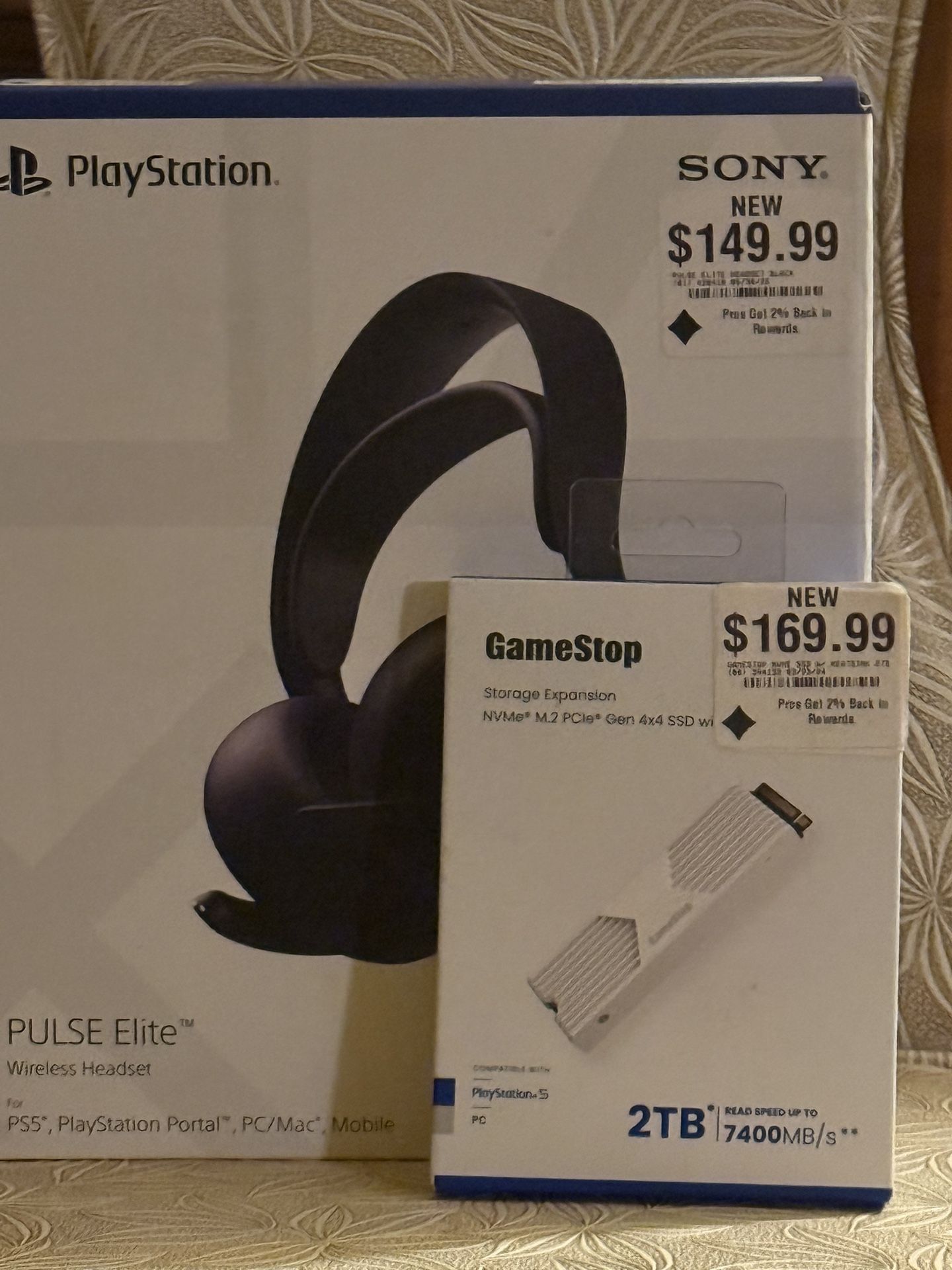 PS5 Wireless Elite Headset (NEW UNSEALED)/PS5 2TB Expansion Pack