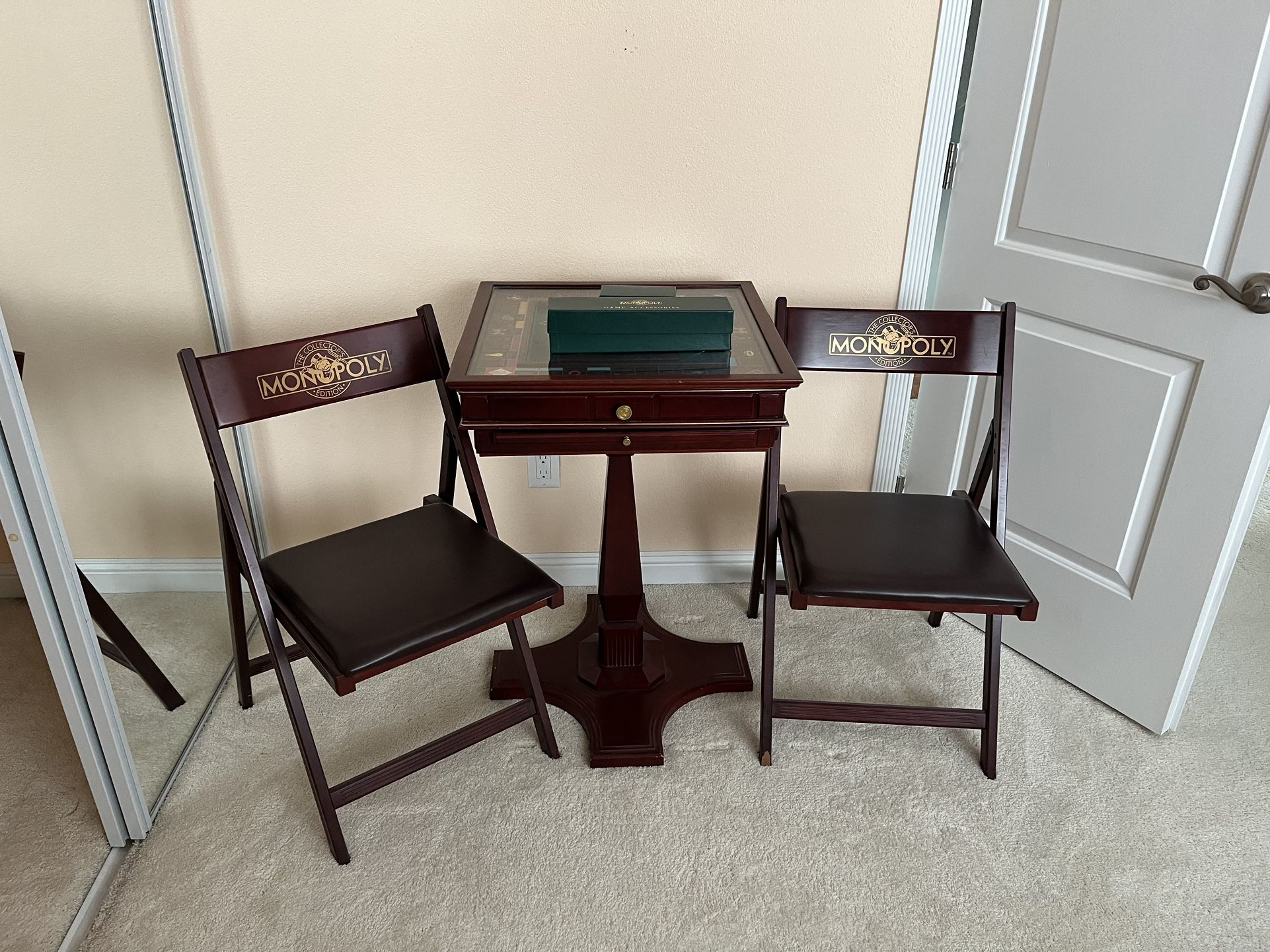 Franklin Mint Monopoly Table With Chairs