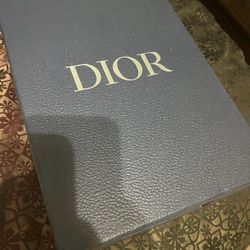 White B30-style sneakers in used condition