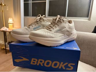 Brand New Brooks Zapatillas Ghost Max 3 # 9.5 woman