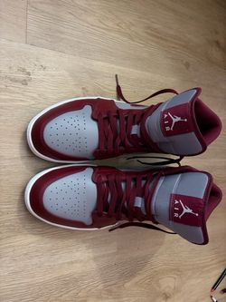 Air Jordan 1 Mid burgundy Grey Sneakers