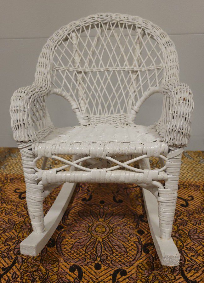 Vintage Doll Furniture White Wicker Arm Chair for Doll Stuffed Bear 13” Tall