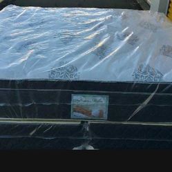 Brand New King Size Pilllowtop Mattress Included Box Spring. 