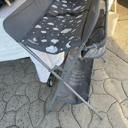 BEAUTIFUL BABY CHANGING TABLE 