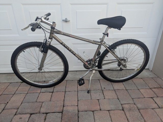 Mens Mountain Bike 