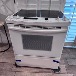 KitchenAid Superba Cream Off White Electric Stove