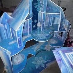 Large Frozen Play Castle 