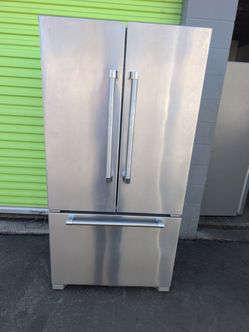 Bosch 800 Series French Door Refrigerator