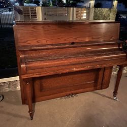 Free piano