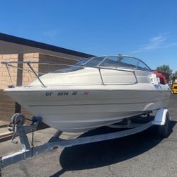 Bayliner Cuddy Runs perfect!
