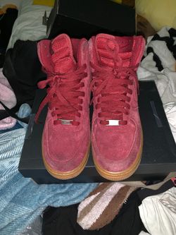 Size 9.5 air forces