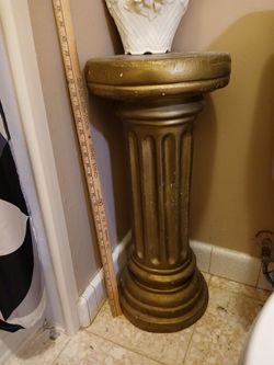 Fluted Column/Pedestal/Stand or Pillar