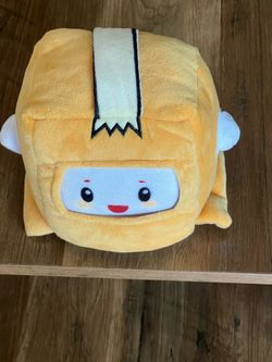 Boxy plush plus great condition