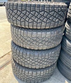 275 65 18 Goodyear tires Con 80% de Vida Las 4