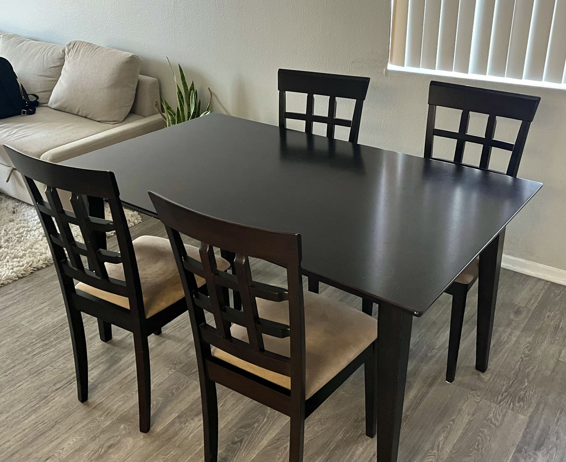 Wooden Dining Table Set With Chairs 