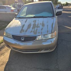2000 Honda Odyssey