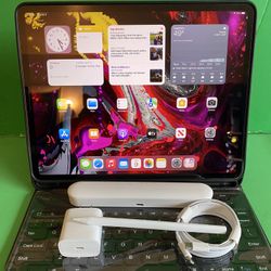 Apple IPad Pro 12.9” 3rd Generation (Face ID/Liquid Retina /2018 model) 64GB with keyboard Case, Stylus pen & Accessories 