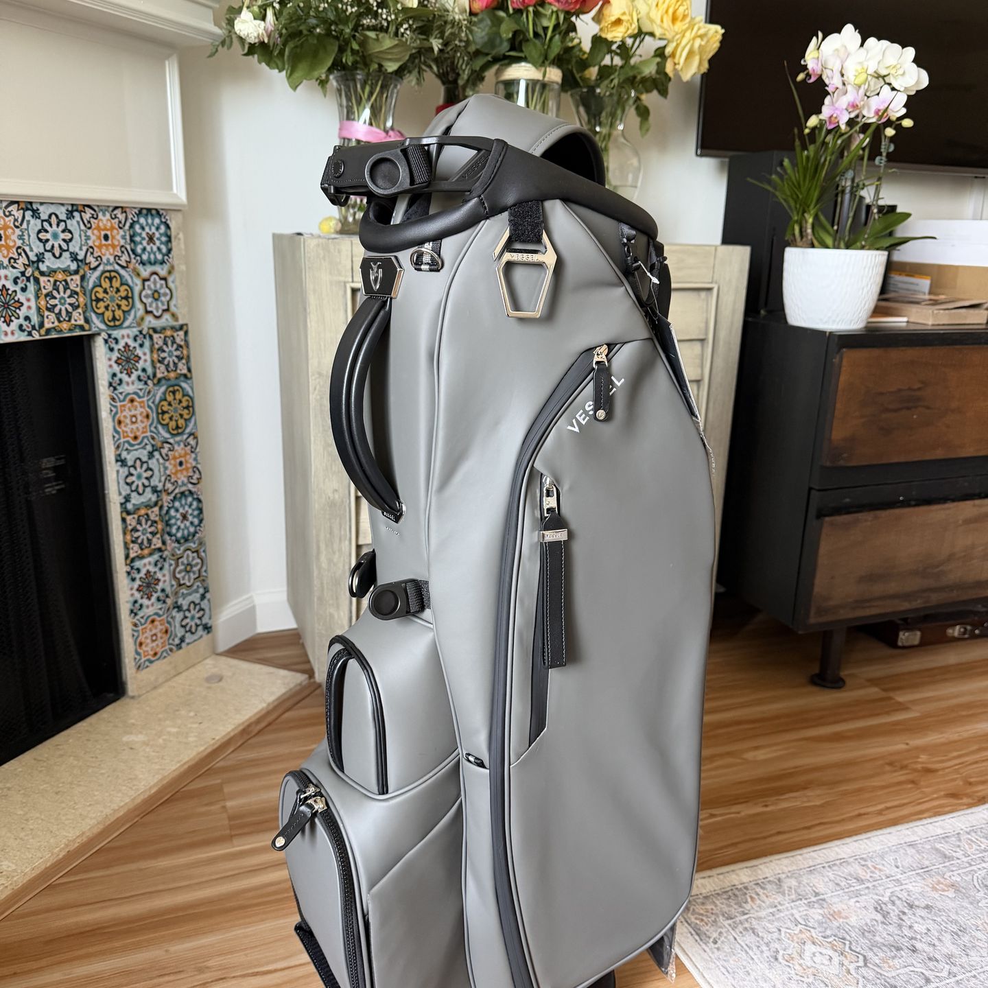 Vessel Player V stand bag - open box/never used