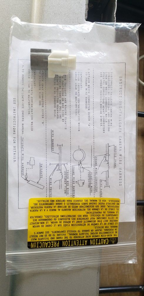 2016-2018 TOYOTA TUNDRA TACOMA OEM TAILGATE CAMERA WIRE HARNESS CONNECTOR - NEW