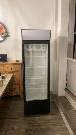 Commercial cooler