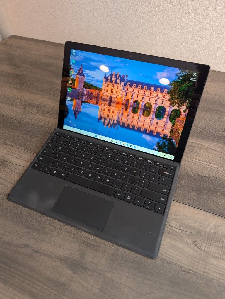 Microsoft Surface Pro 6 Windows 11