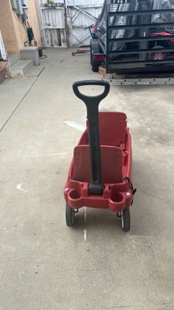 Beautiful car for two kids brand new Beautiful car for two kids brand new Joseph for back