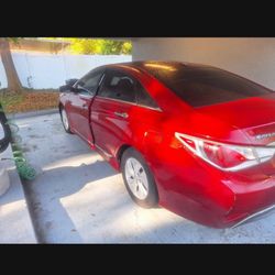 2013 Hyundai Sonata Hybrid