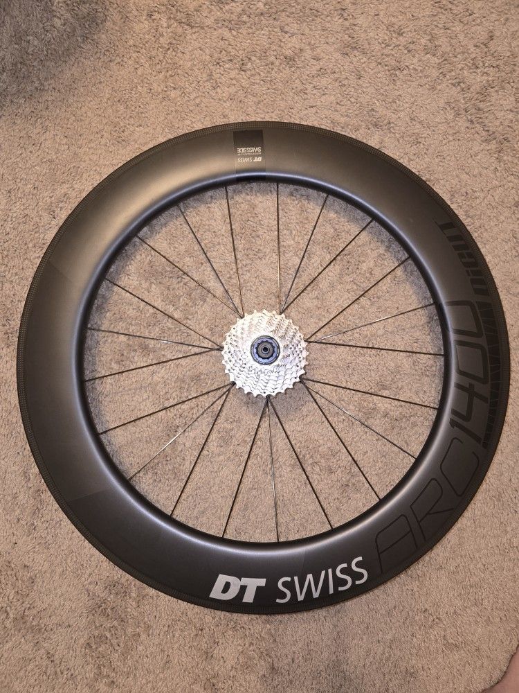 DT Swiss Arc 1400 DiCut 80mm Rear 62mm Front Carbon wheel Hardly
