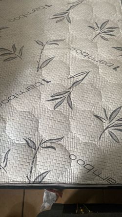 Twin mattress