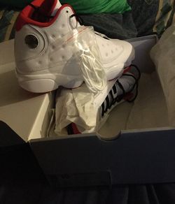 Jordan 13 sz 10 brand new