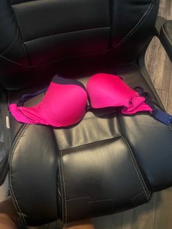 36 D Victoria secrets bra