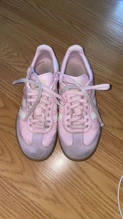 Pink kids Adidas Sambas