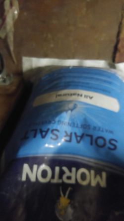 Solar salt water softening crystal 25 lbs