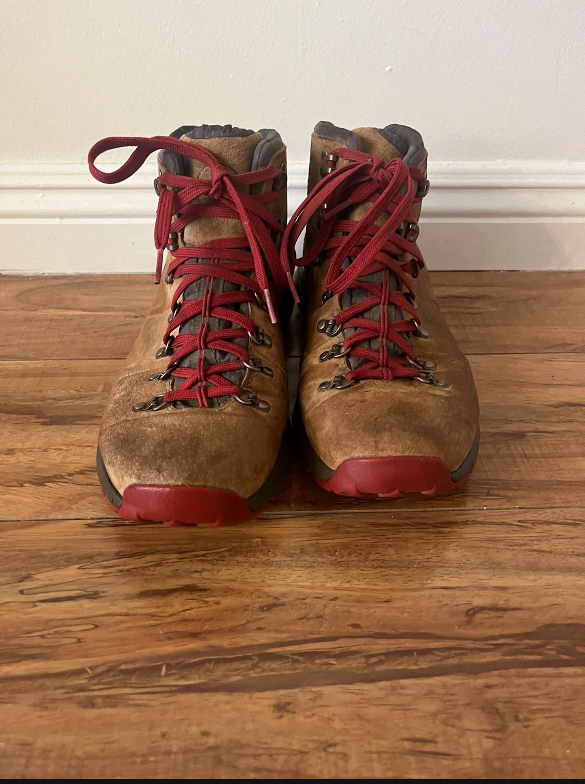 Danner Mountain 600 Hiking Boots