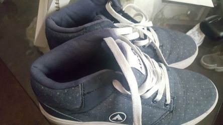 Hardly used boys shoes
