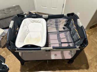 Graco Reversible Pack N Play