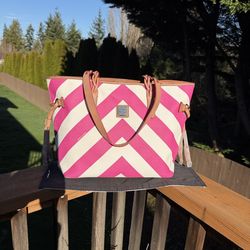 Dooney & Bourke Fuchsia & White Bailey Chevron Tote
