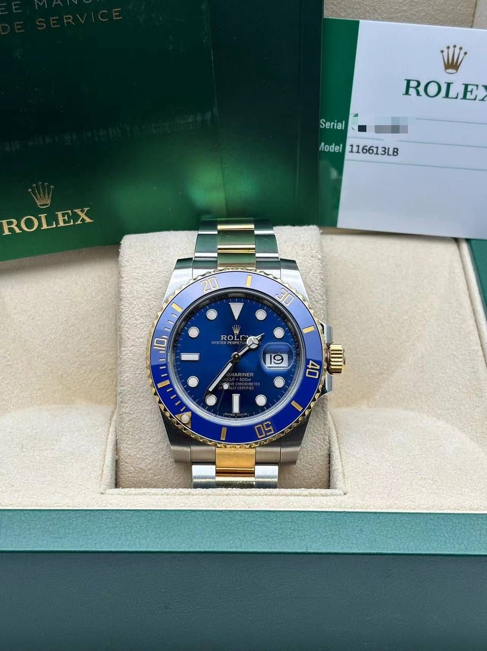 Rolex Submariner Date 40mm Blue dial 116613LB box and card 2019