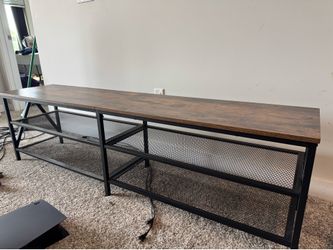 TV stand for up to 75” TV