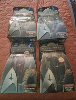 Lot Of 4 Star Trek Action Figures 2009 Playmates ROUGH BOXES KIRK SPOCK MORE