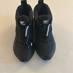SOREL Out and In 3 Puffy Zip Shoes 